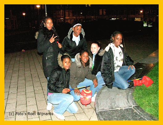 LampionnenoptochtRoel_7nov07_77