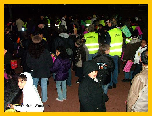 LampionnenoptochtRoel_7nov07_85