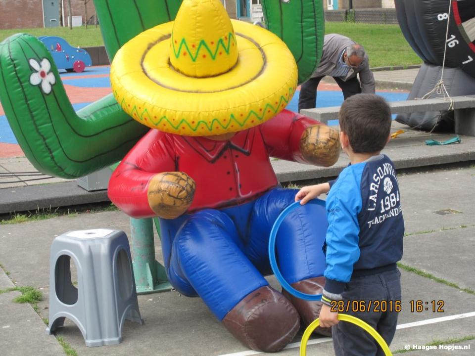 Haagse Hopjes Mega spellen en denksport Joubertplantsoen!